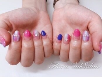 フローラネイルサロン/