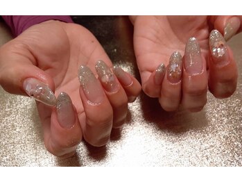 レガリア ネイル(Regalia Nail)/