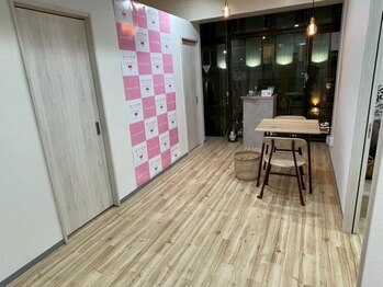 エクシアホワイトニング 姫路店/