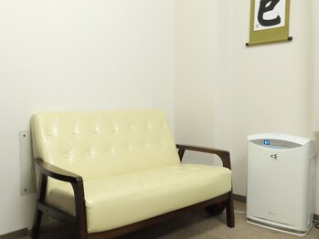 ビッグハンド/待合ソファもあります♪