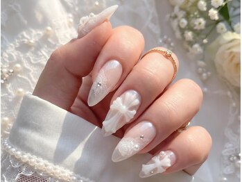ラジュルネ(nail&eyelash La journee)の写真/好きなだけ飾れる!!ストーン・パーツのせ放題コース