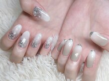 ネイルアンドアイラッシュサロン エスポアール(nail&eyelash salon espoir)/グラデ　逆グラデ　シルバー