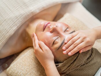 レボン(rebon)/ボンバーフェイシャル