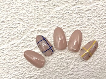 ラウレアネイル(Laule’a Nail)/【定額】チェックネイル 黄色