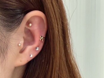 てづか整骨院 西都院/耳ツボジュエリー