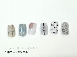 ワンカラー+1本アート/mutsumi