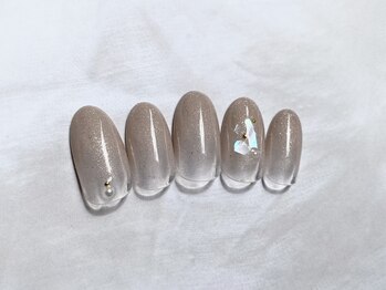 ローラン(LOERUN)/シンプルネイル グレージュ