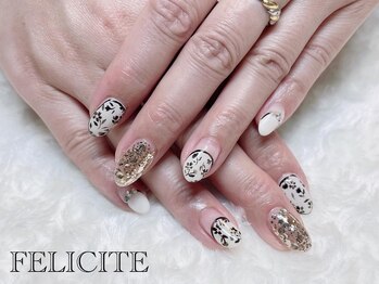フェリシテ(FELICITE)/