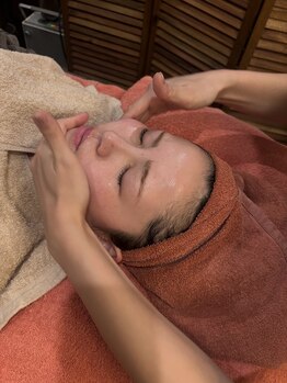 エステティックサロン ル ソイル(Le seuil)/【5】フェイシャルマッサージ