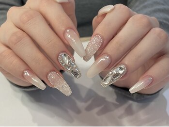 アンネイルズ(annails)の写真/初めての方で長さを出したい、爪が短い、爪の形がコンプレックスな方も理想な形にできます◎