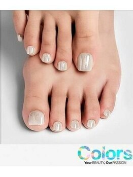 カラーズ荻窪 ネイルラウンジ(Colors Ogikubo Nail Lounge)の写真/《初回オフ＆パラジェル変更無料》足元からお洒落に！残暑の時期にまだまだフットネイルを楽しみませんか？