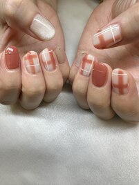 チェック柄ネイル