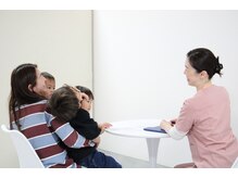 陽(アカリ)の雰囲気（小さな不安やお悩みも、そっと寄り添います）