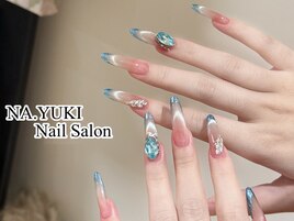 ブルーミラーネイル