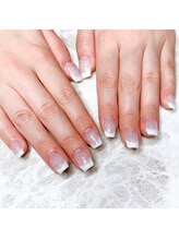 アミュレット(AMULET)/キラキラ白フレンチ