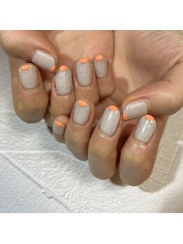 リファインネイル(refinenail)/丸フレンチネイル
