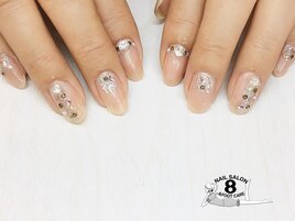 きらめく春のビジューネイル