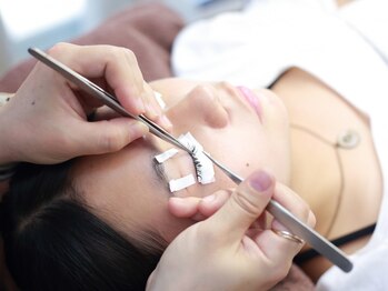アイラッシュ シールズ(Cils)の写真/これまでのまつ毛悩みに終止符を！最新技術で理想の目元へ導きます◎デザインでお悩みの方もご相談ください