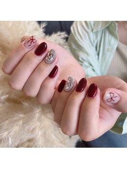 ストーン埋め尽くしデザイン