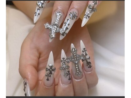 モニカ(Monica)の写真