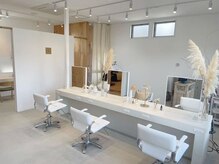 MELIA eyelash【まつげパーマ/マツエク/アイブロウ/LED】の雰囲気（美容室unの中になります！個室になってます♪）