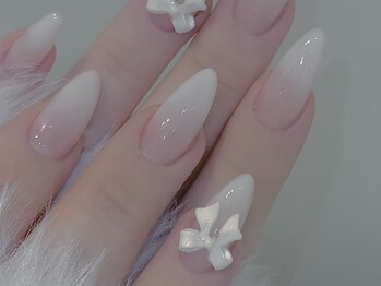 ミュウミュウ(miumiu)/春ネイル