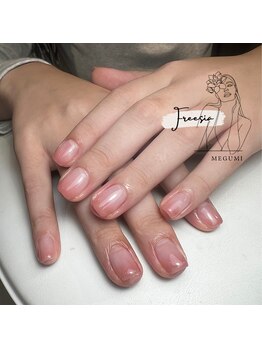 フリージア(Freesia)/肌馴染みのいいカラー