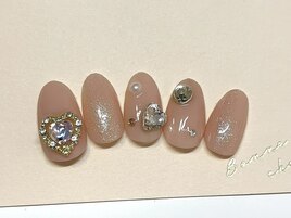 ビジューネイル