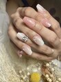 サロンドフォーエイチ(salon de 4H) ショートネイルの方は長さ出し10本可能ですよ♪花嫁様ネイル☆