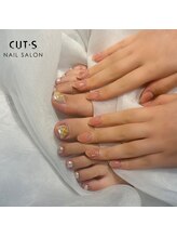 カッツ エステティックサロン 元町(CUT S)/チークネイルとリボンネイル