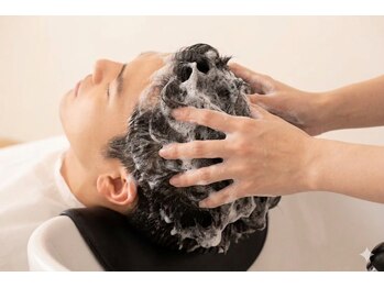 セラピエール プラス(PLUS)の写真/【お疲れのメンズの味方です】肩こりや眼精疲労、頭皮の汚れ・凝り・におい、メンズの様々なお悩みに！