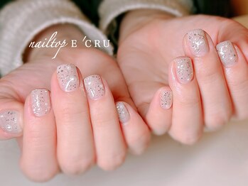 ネイルトップエクル(nail top E CRU)/アイスグレーラメ