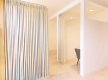 ダイアン(DIANE)の雰囲気（フットネイル、まつ毛眉毛もOK！リクライニングベッド）