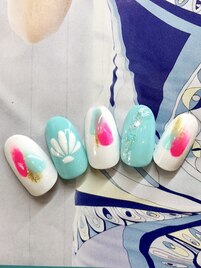 塗りかけ貝殻ネイル