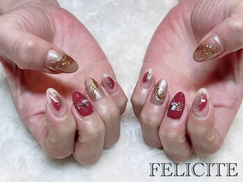 フェリシテ(FELICITE)/