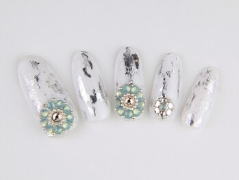 ミューアン(Mieux Un)/