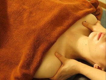 癒香(いゆか)/~手もみ~・オイルリンパ♪