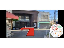 すこやか整体院/【錦屋ビル】さんを左折