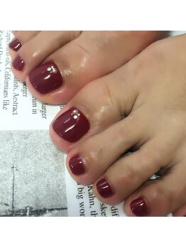 ワインレッド　フットネイル