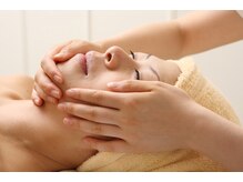 美眉アンド美肌専門サロンすみれ/施術中