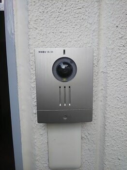 メグミ(Megumi)/インターホン新しくなりました!