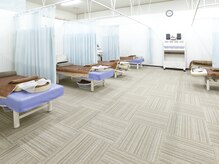 らいおんハート鍼灸整骨院 ダイエー海老名/施術ベッド5床準備してます！