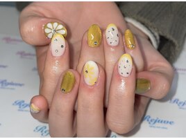 和装にも合うニュアンスネイル！