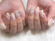 エン(en.)の雰囲気（フィルイン(一層残し)で自爪へのダメージを最小限に抑え美爪に！）