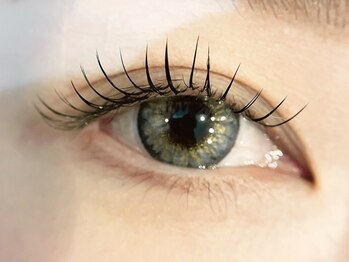 ルアナプラス 中目黒(Luana+)の写真/フラット/ボリューム/バインドなどお好みに合わせて選択可能◎華やかで魅力的な目元に♪当日予約も歓迎！