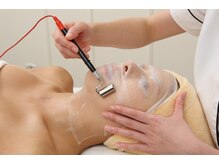 美眉アンド美肌専門サロンすみれ/施術中