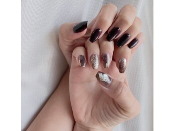 エルメ(ELUME)/5本持ち込みつけ放題　6250円