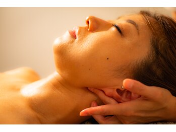 ニューミー スパ(newme spa)/耳まわりもしっかりほぐします！