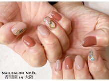 ノエル(Noel)/シェルタイルネイル