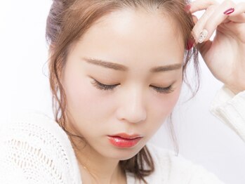 リュープリエ(Lieu plie)の写真/《心斎橋駅3分/四ツ橋駅1分》スク-ル講師が施術！お一人おひとりの「目元」を輝かせるお手伝い☆ 